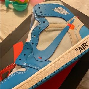 Air Jordan 1 OFF- WHITE. NRG